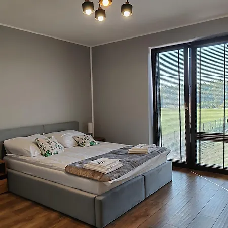 Blizniacza Natura Nad Rzeka, * Makosieje