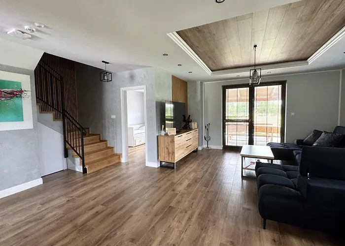 Blizniacza Natura Nad Rzeka, Apartment Makosieje